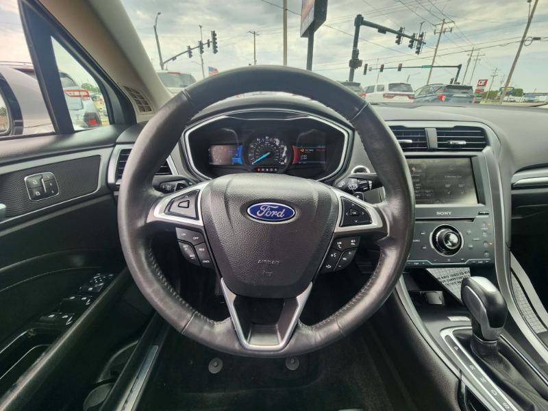 Ford Fusion Titanium AWD 2014