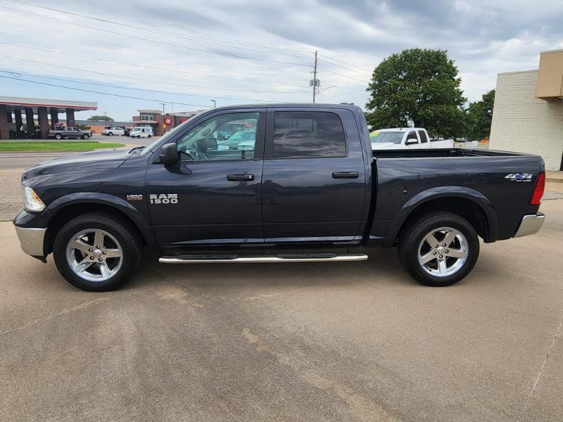 RAM 1500 SLT Crew Cab SWB 4WD 2017