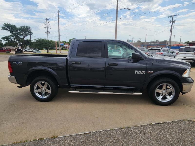 RAM 1500 SLT Crew Cab SWB 4WD 2017