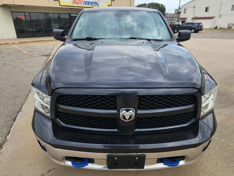 RAM 1500 SLT Crew Cab SWB 4WD 2017