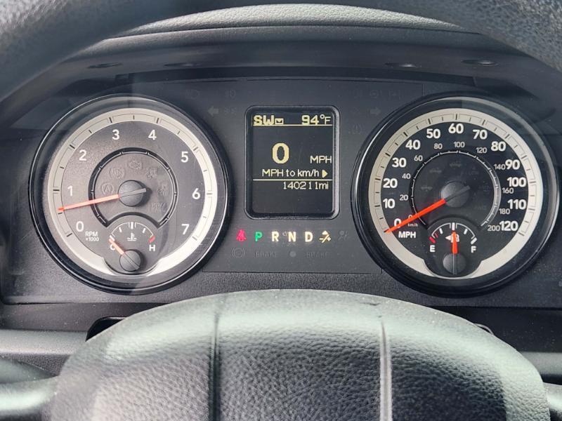 RAM 1500 SLT Crew Cab SWB 4WD 2017