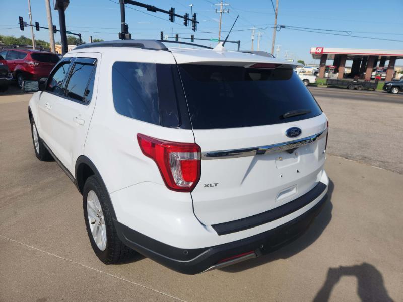 Ford Explorer XLT 4WD 2019