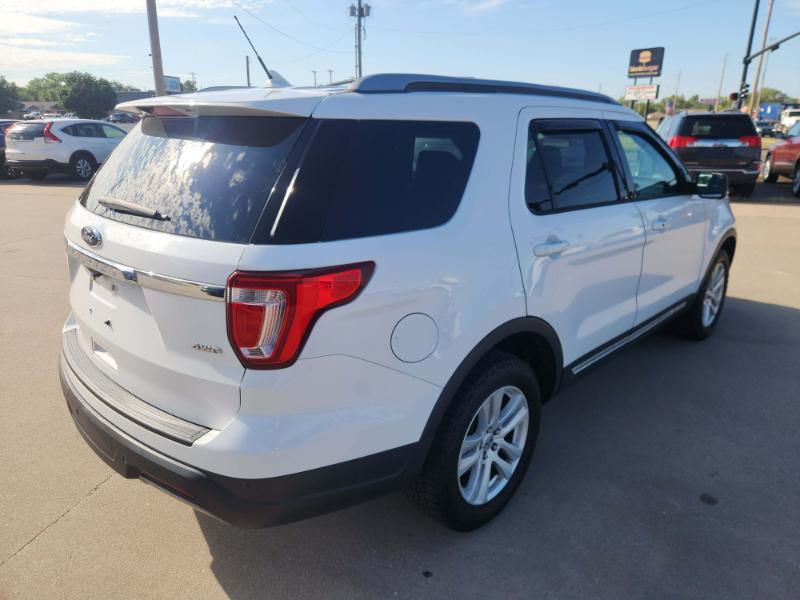 Ford Explorer XLT 4WD 2019