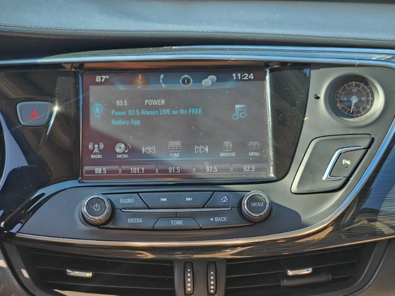 Buick Envision Essense 2017