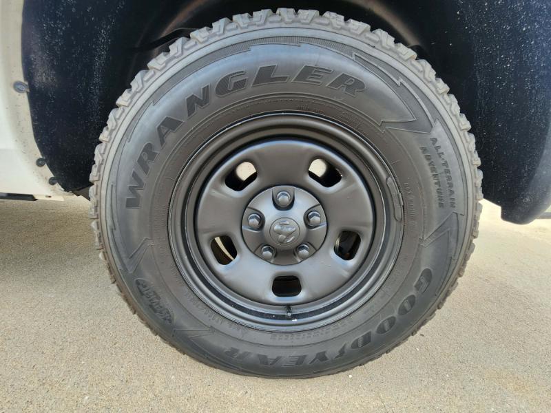 RAM 1500 Tradesman Crew Cab 4WD 2014