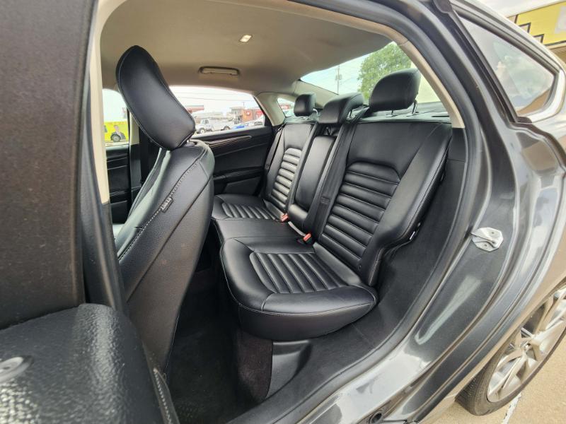 Ford Fusion SEL 2020