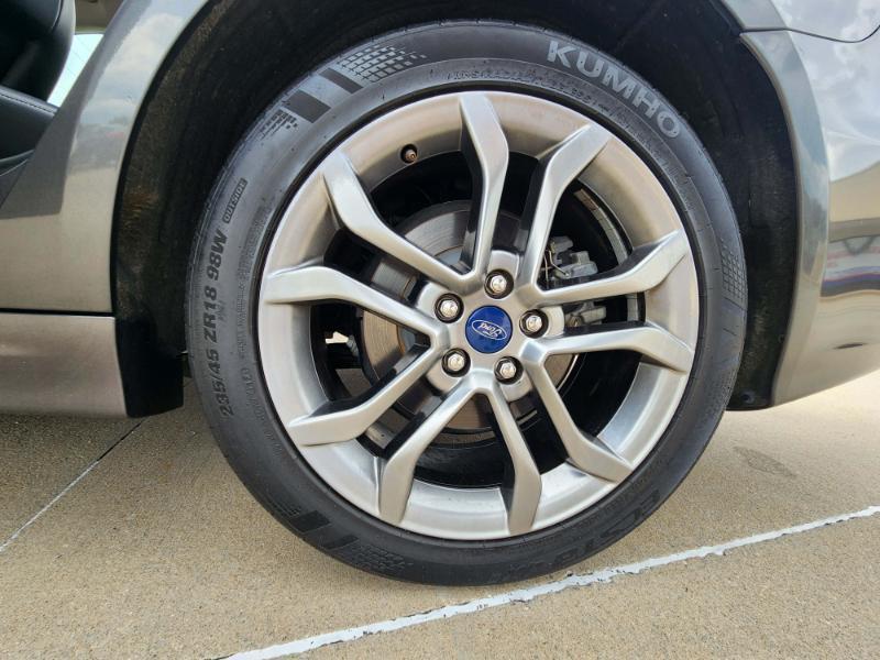 Ford Fusion SEL 2020