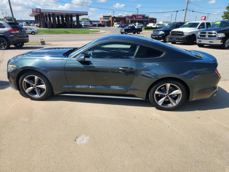 Ford Mustang V6 Coupe 2015