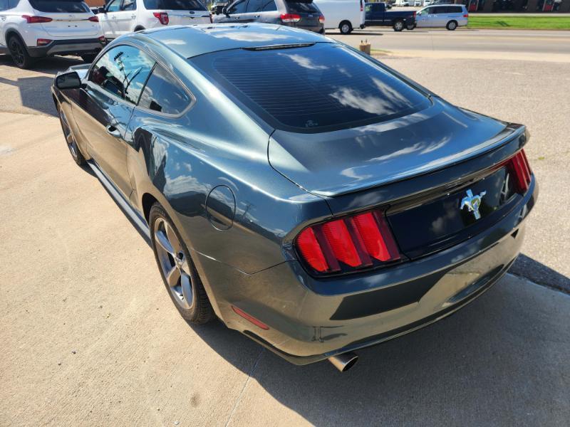 Ford Mustang V6 Coupe 2015
