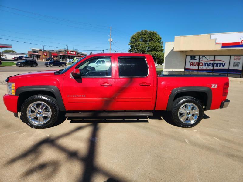 Chevrolet Silverado 1500 LTZ Crew Cab 4WD 2012