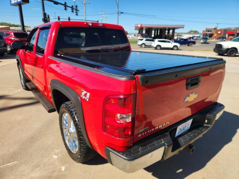 Chevrolet Silverado 1500 LTZ Crew Cab 4WD 2012