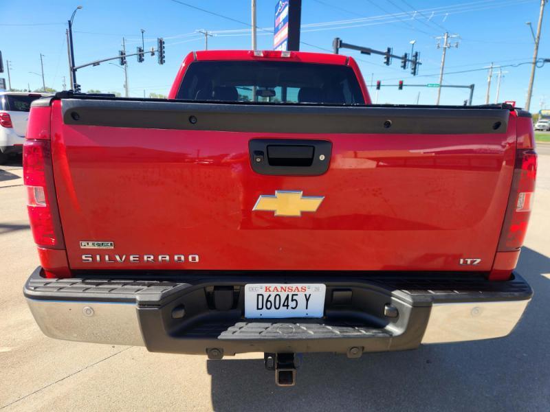 Chevrolet Silverado 1500 LTZ Crew Cab 4WD 2012