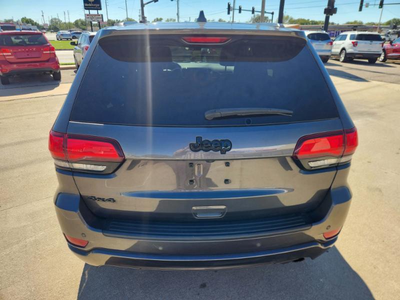 Jeep Grand Cherokee Laredo 4WD 2021