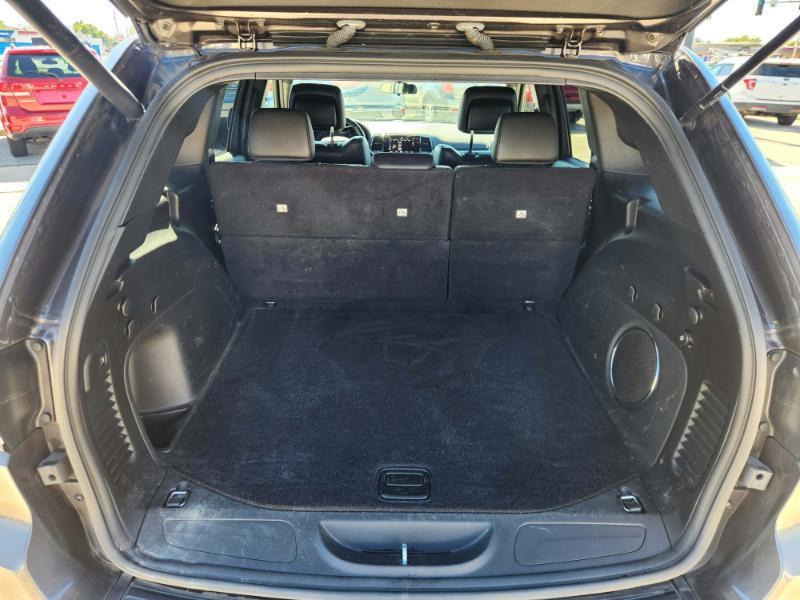 Jeep Grand Cherokee Laredo 4WD 2021