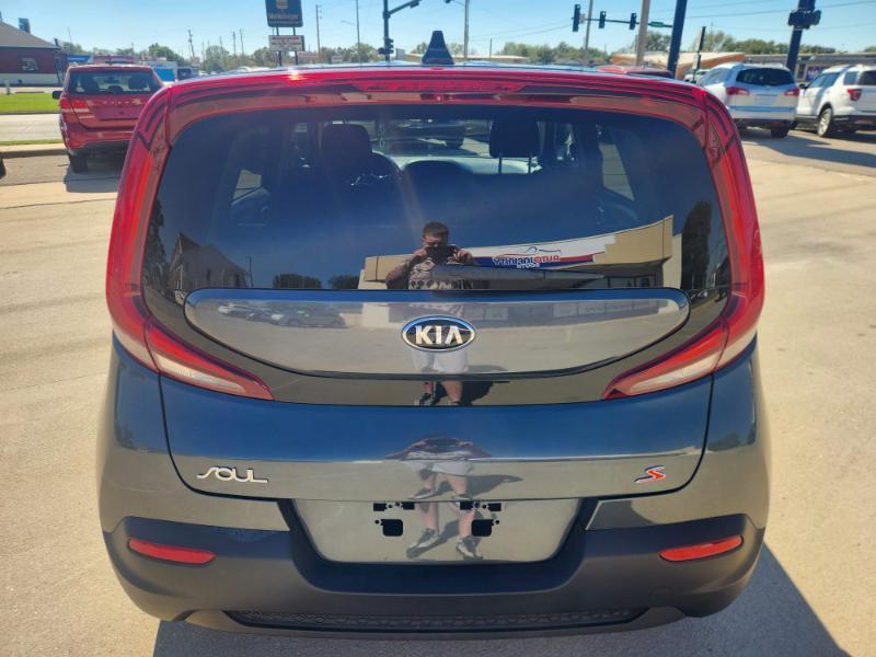 Kia Soul LX 2020