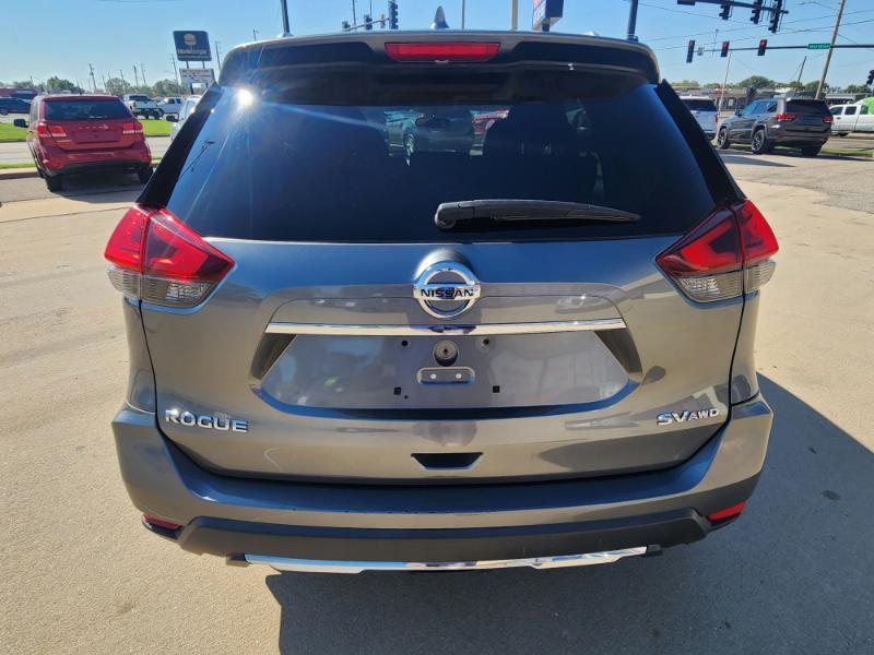 Nissan Rogue SV AWD 2017
