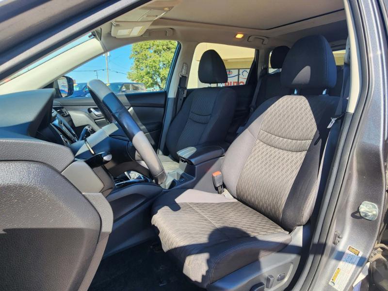 Nissan Rogue SV AWD 2017