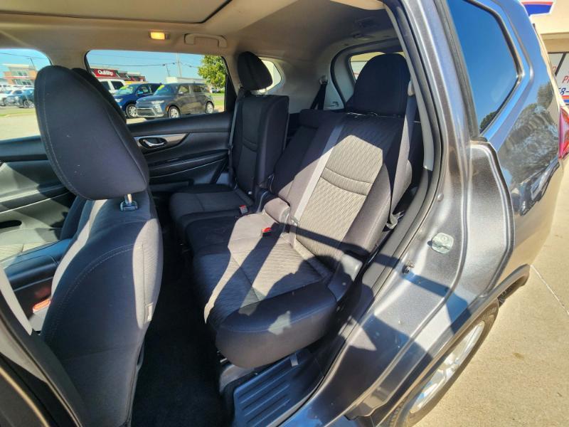 Nissan Rogue SV AWD 2017