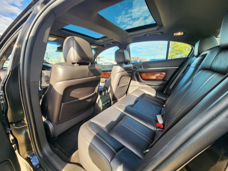 Lincoln MKS EcoBoost AWD 2013