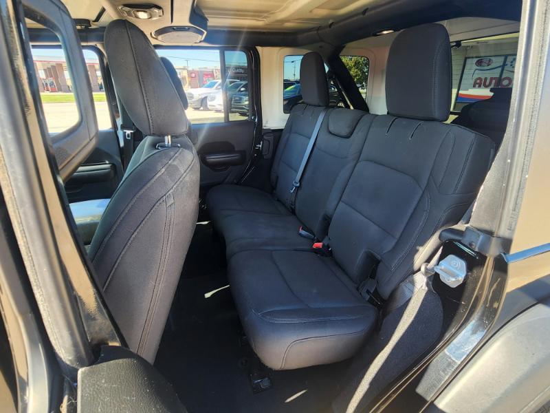 Jeep Wrangler Unlimited Sport 2018