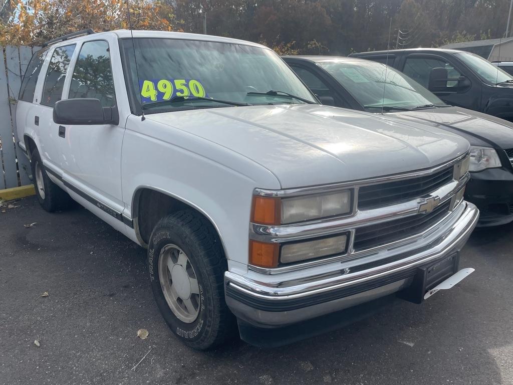 1999 Chevrolet Tahoe 4-Door 2WD