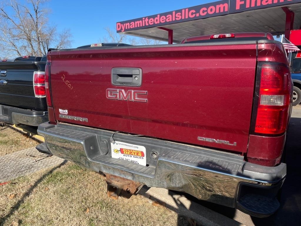GMC Sierra 3500HD Base Crew Cab 4WD 2015