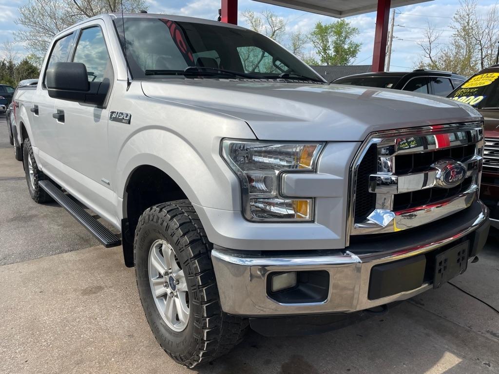 Ford F-150 XL SuperCrew 5.5-ft. Bed 4WD 2016