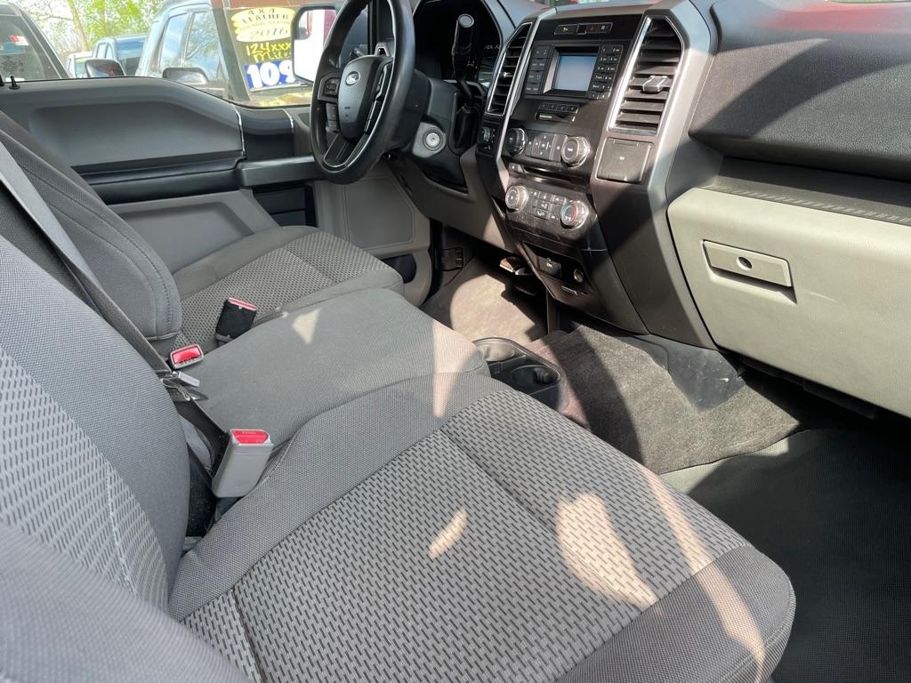 Ford F-150 XL SuperCrew 5.5-ft. Bed 4WD 2016