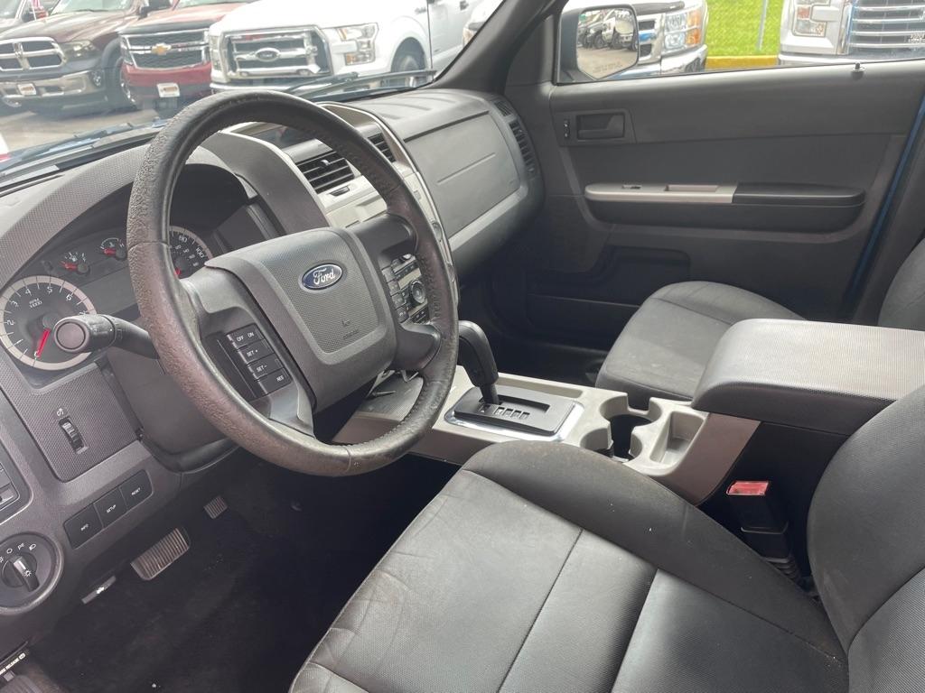Ford Escape XLT FWD 2011