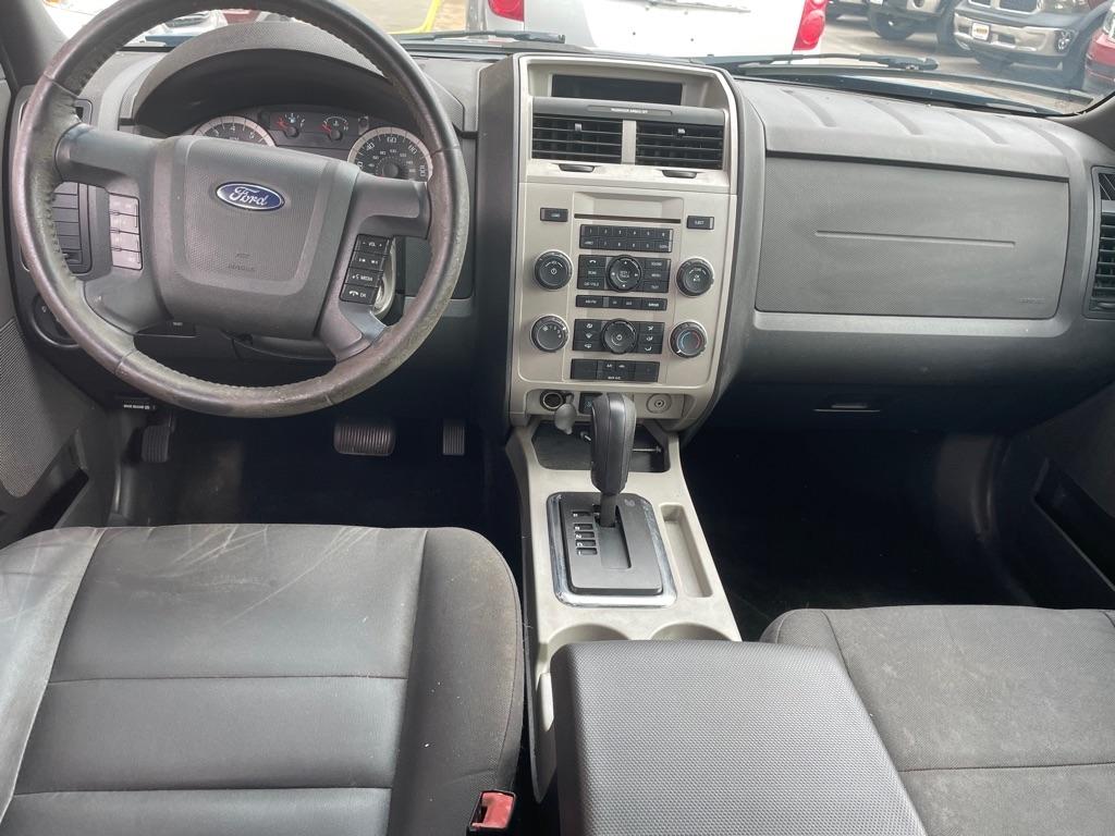 Ford Escape XLT FWD 2011