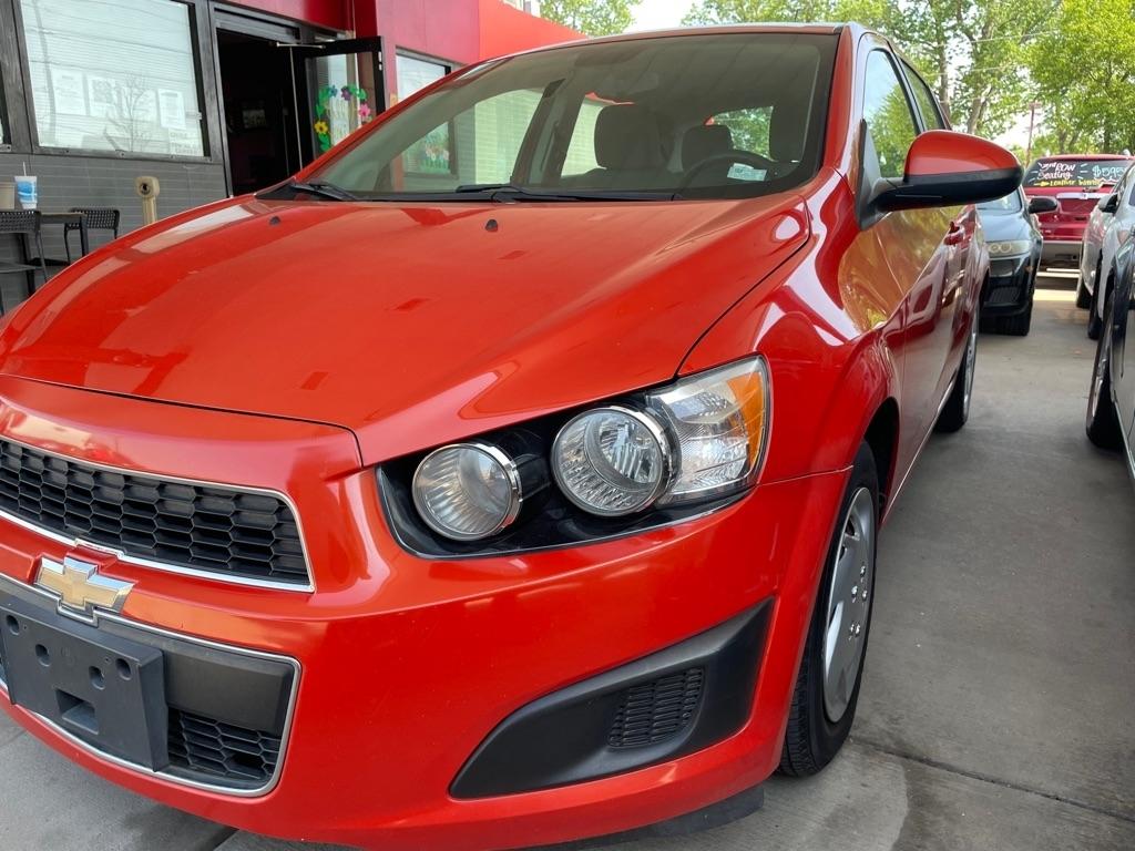 2013 Chevrolet Sonic LS Auto 5-Door