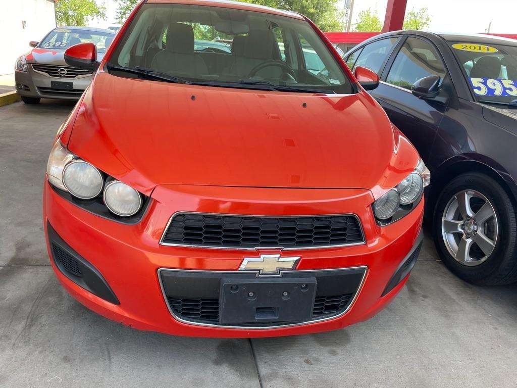 Chevrolet Sonic LS Auto 5-Door 2013
