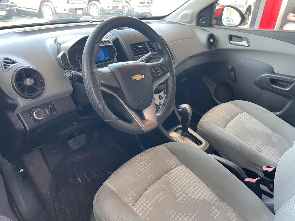 Chevrolet Sonic LS Auto 5-Door 2013