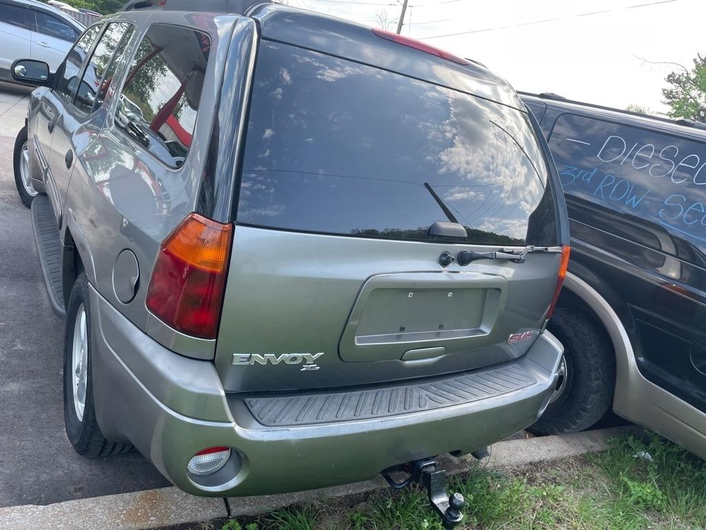GMC Envoy XL SLE 4WD 2005