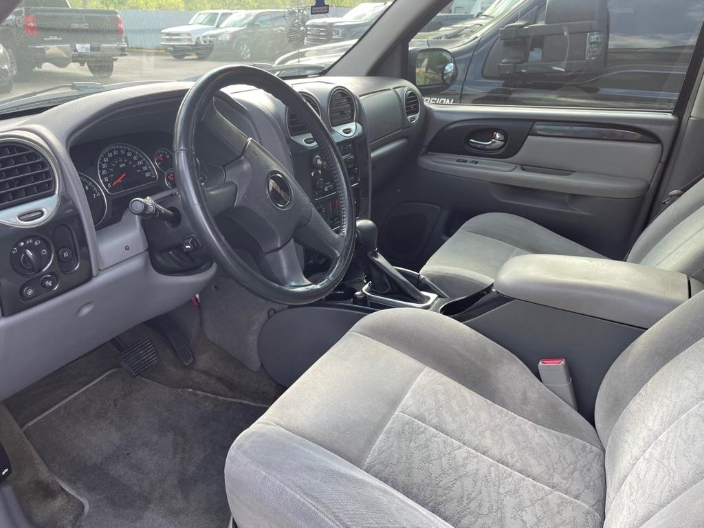 GMC Envoy XL SLE 4WD 2005