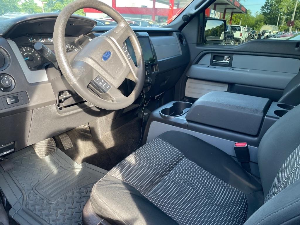 Ford F-150 XL SuperCab 8-ft. Bed 4WD 2014