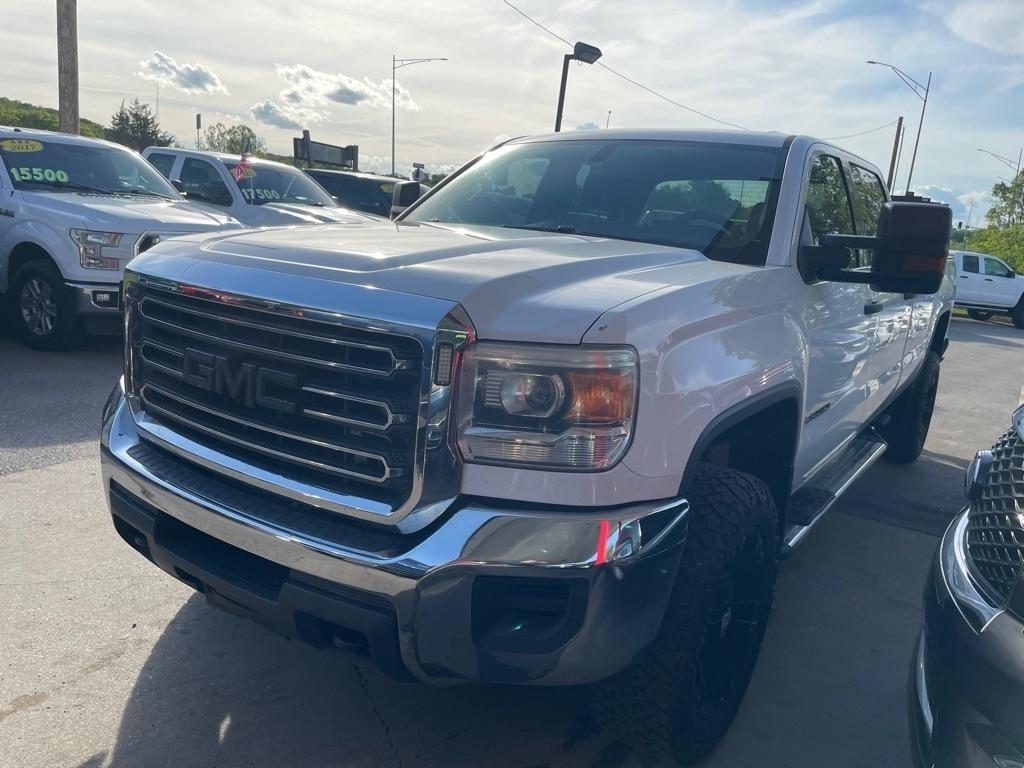 GMC Sierra 2500HD Base Crew Cab 4WD 2015