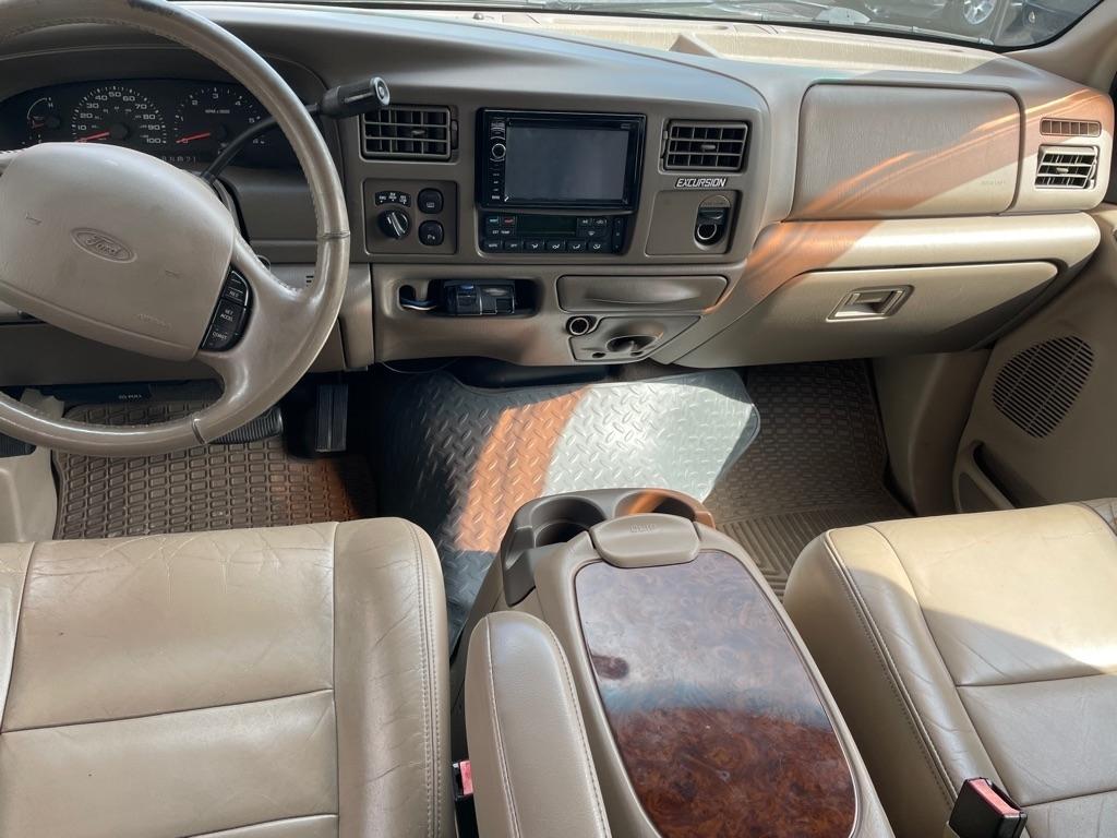 Ford Excursion Limited 6.8L 4WD 2002