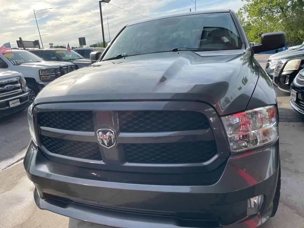 RAM 1500 Tradesman Crew Cab SWB 4WD 2015