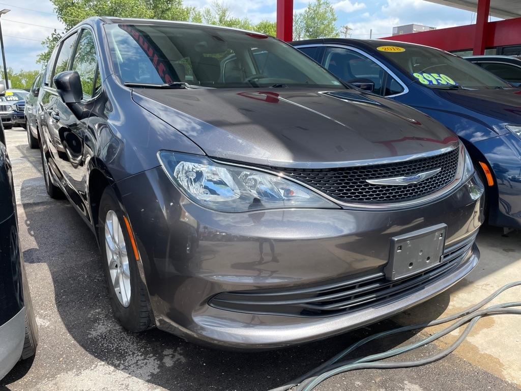 Chrysler Pacifica Touring 2017
