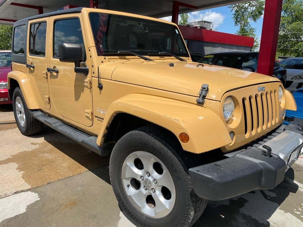 Jeep Wrangler Unlimited Sahara 4WD 2014