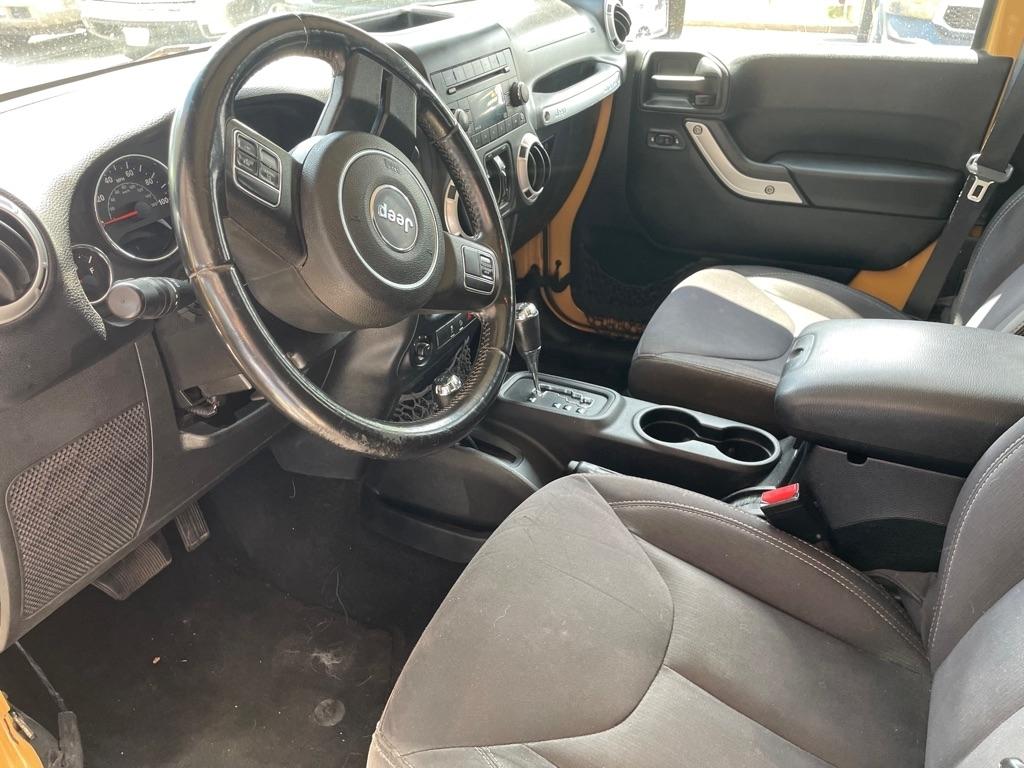 Jeep Wrangler Unlimited Sahara 4WD 2014