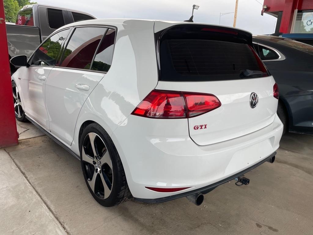 Volkswagen GTI S 6A 4-Door 2015