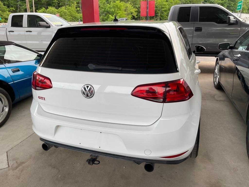 Volkswagen GTI S 6A 4-Door 2015