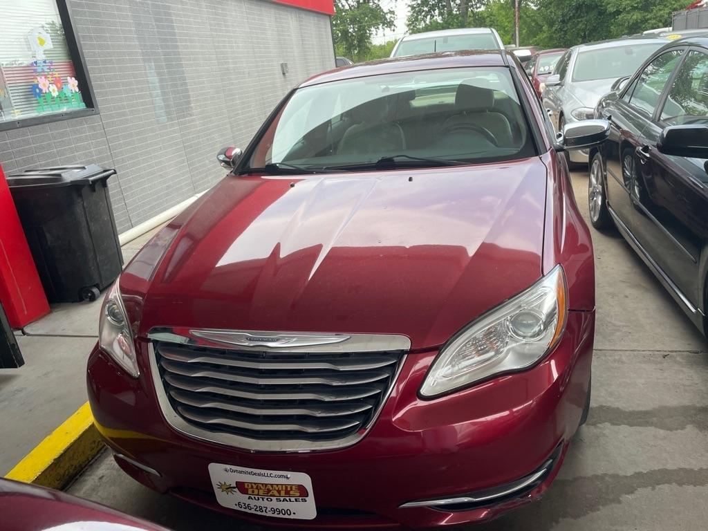 Chrysler 200 Limited 2011
