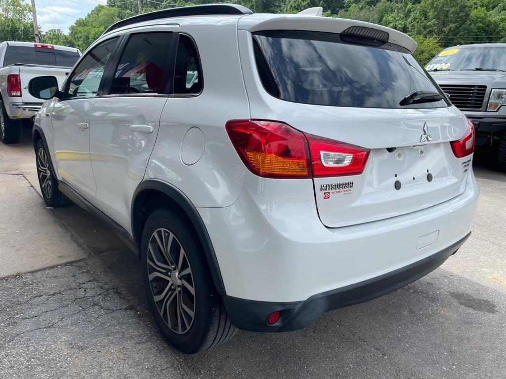 Mitsubishi Outlander Sport 2.4 SEL 4WD CVT 2017