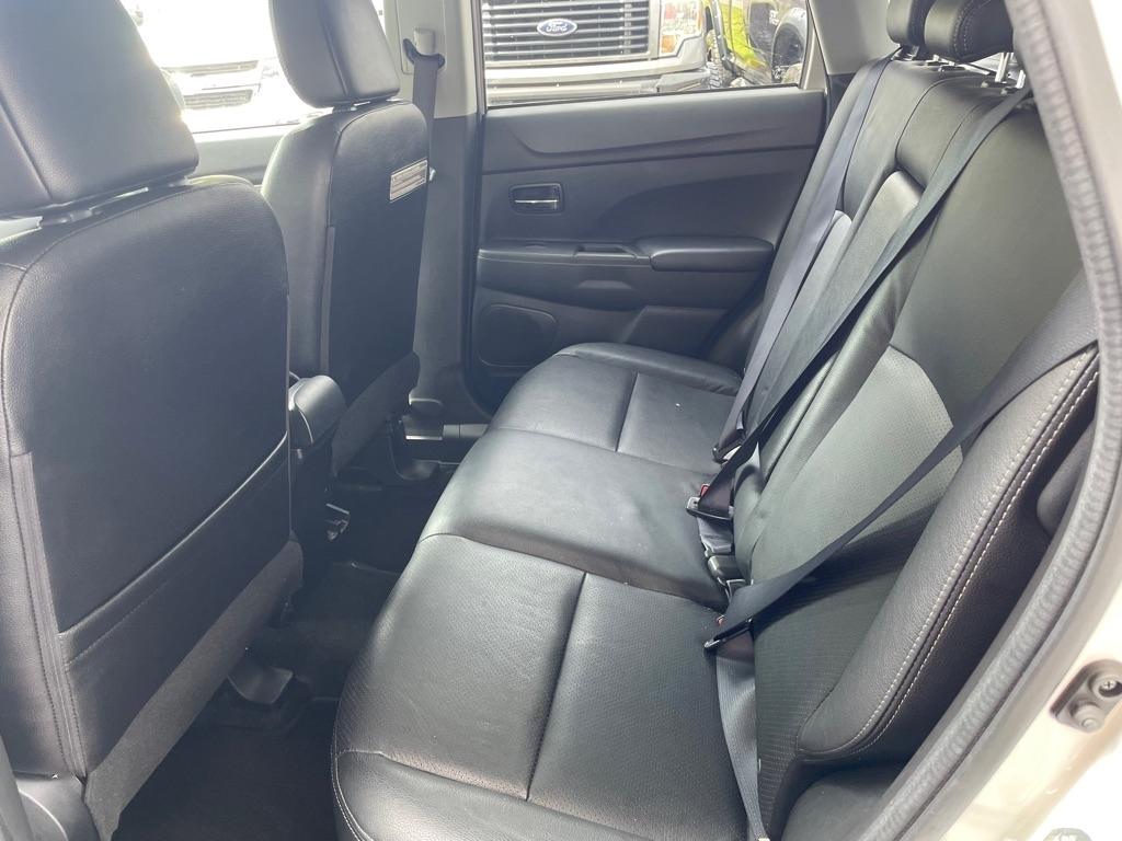 Mitsubishi Outlander Sport 2.4 SEL 4WD CVT 2017