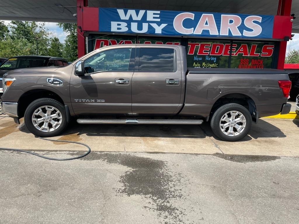 Nissan Titan XD SL 2WD Diesel 2017
