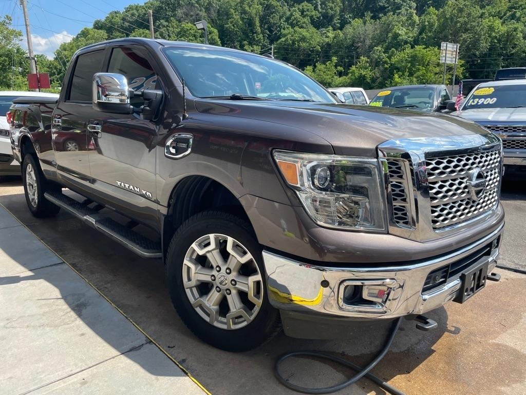 Nissan Titan XD SL 2WD Diesel 2017