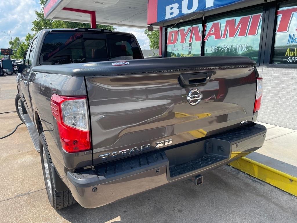 Nissan Titan XD SL 2WD Diesel 2017
